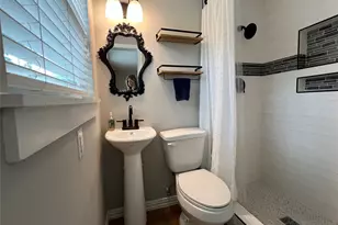 813 12th Ave N, Texas City, TX 77590 - Photo 14
