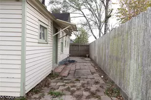 402 Alamo St, El Campo, TX 77437 - Photo 24