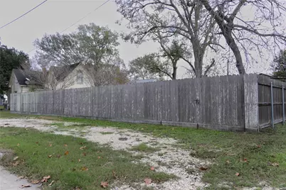 402 Alamo Street, El Campo, TX 77437 - Photo 20