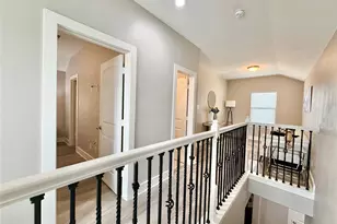 8121 E Pine Creek Bend, Cypress, TX 77433 - Photo 20