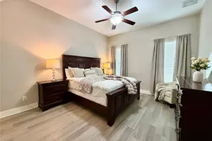 8121 E Pine Creek Bend, Cypress, TX 77433 - Photo 16