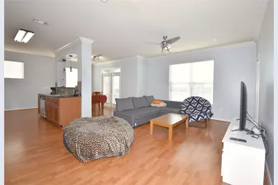 1711 Old Spanish Trail #405, Houston, TX 77054 - Photo 10