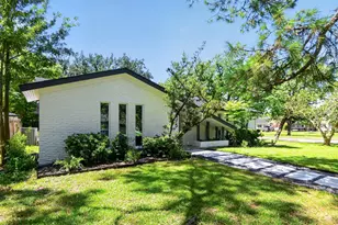 5675 Sylmar Rd, Houston, TX 77081 - Photo 2