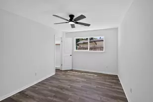 5675 Sylmar Rd, Houston, TX 77081 - Photo 16