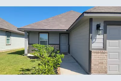 15114 Sorrento Bay Circle, Willis, TX 77318 - Photo 2