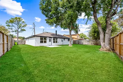 1803 Thornbrook Drive, Missouri City, TX 77489 - Photo 22