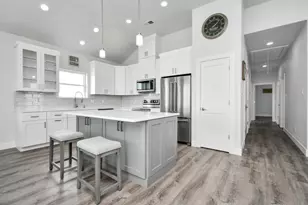22814 Camino St, Galveston, TX 77554 - Photo 18