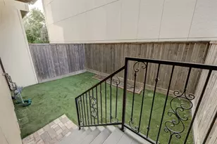 1809 W 24th St, Houston, TX 77008 - Photo 22