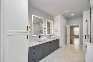 1003 Clarenda Falls Dr, Sugar Land, TX 77479 - Photo 32