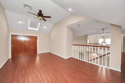 1003 Clarenda Falls Drive, Sugar Land, TX 77479 - Photo 44