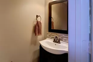 142 Russet Grove Circle, The Woodlands, TX 77384 - Photo 4