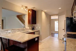 142 Russet Grove Circle, The Woodlands, TX 77384 - Photo 14