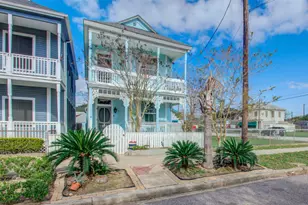 3304 Avenue Q, Galveston, TX 77550 - Photo 2