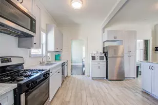 3304 Avenue Q, Galveston, TX 77550 - Photo 12