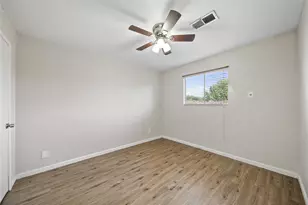 6122 Gallant Forest Dr, Houston, TX 77088 - Photo 18