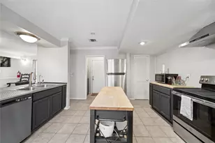 6122 Gallant Forest Dr, Houston, TX 77088 - Photo 6