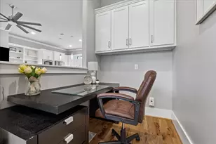 2513 McClendon St, Houston, TX 77030 - Photo 8