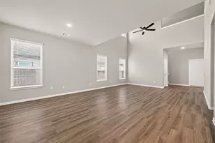 1439 Terry Roberts Dr, Angleton, TX 77515 - Photo 12