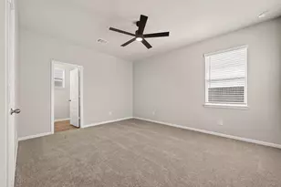 1439 Terry Roberts Dr, Angleton, TX 77515 - Photo 24