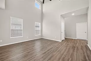1439 Terry Roberts Dr, Angleton, TX 77515 - Photo 8