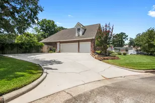 109 April Point Pl, Conroe, TX 77356 - Photo 8