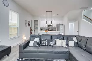 9305 Tower St, Houston, TX 77088 - Photo 16