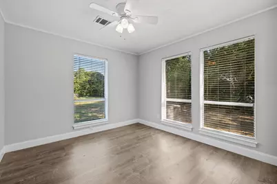 9 McClellan Circle, Houston, TX 77365 - Photo 10