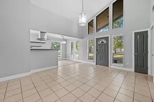 9 McClellan Cir, Houston, TX 77365 - Photo 4