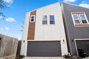 594 Janisch Rd, Houston, TX 77018 - Photo 1