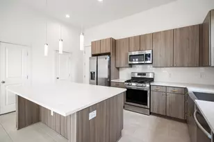 594 Janisch Rd, Houston, TX 77018 - Photo 14