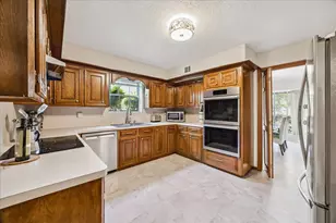 1702 Beech Bend Dr, Houston, TX 77077 - Photo 8