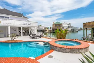 208 Coconut St, Tiki Island, TX 77554 - Photo 42
