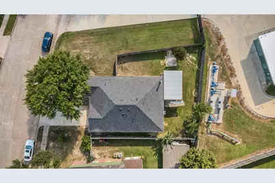 6923 Creek Village Drive, Katy, TX 77449 - Photo 2