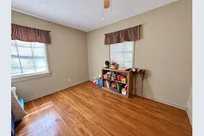 409 Oak Drive, Lake Jackson, TX 77566 - Photo 10