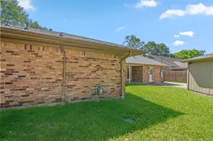 5834 Braesheather Dr, Houston, TX 77096 - Photo 38