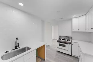 4715 Engleford St, Houston, TX 77026 - Photo 14