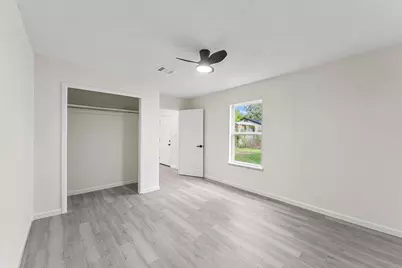 4715 Engleford Street, Houston, TX 77026 - Photo 18