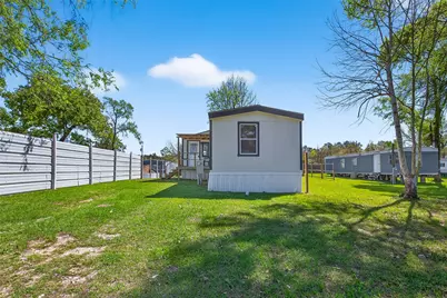 208 Yaupon Hbr, Onalaska, TX 77494 - Photo 12