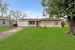 8171 Redfern Dr, Houston, TX 77033 - Photo 1
