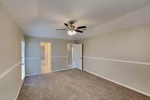 6610 Bellfield Manor Ln, Houston, TX 77084 - Photo 10