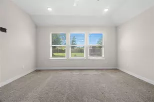1208 Henderson Rd, Angleton, TX 77515 - Photo 4