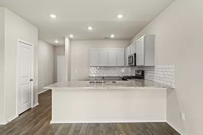 2018 Starlight Street, Angleton, TX 77515 - Photo 2
