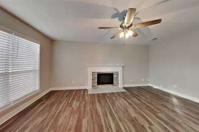 9211 Wandsworth Drive, Spring, TX 77379 - Photo 4