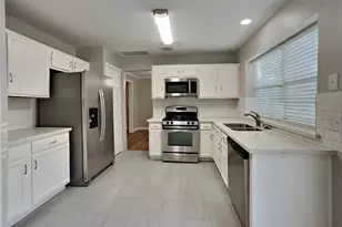 9211 Wandsworth Dr, Spring, TX 77379 - Photo 6