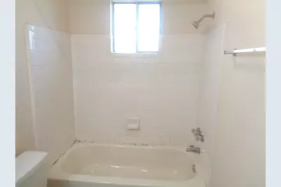 4358 Queens Retreat Drive, Houston, TX 77066 - Photo 14