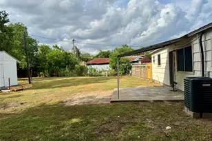 1307 Armor Ave, Pasadena, TX 77502 - Photo 18