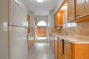 5742 Weeping Willow Rd, Houston, TX 77092 - Photo 6