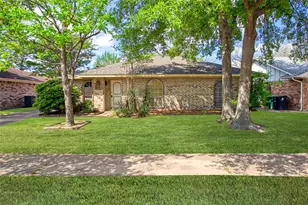 5742 Weeping Willow Rd, Houston, TX 77092 - Photo 1