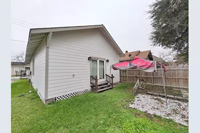 1217 Campbell Street, Houston, TX 77009 - Photo 14