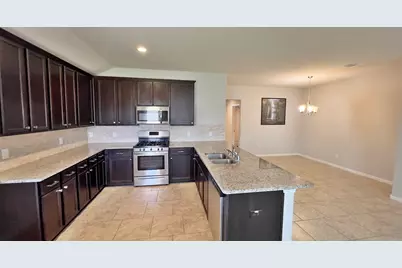 4019 Spurwing Lane, Baytown, TX 77521 - Photo 6